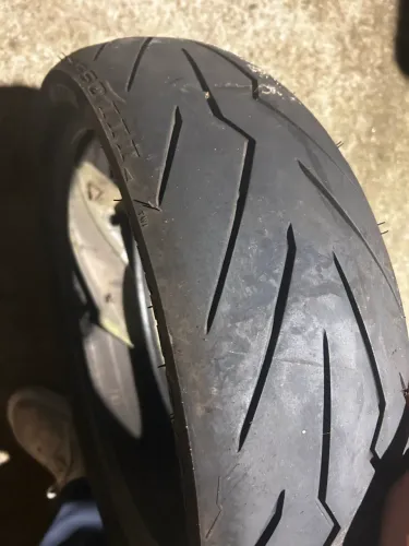 Pneu traseiro cb 300
