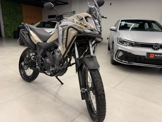 Honda Xre 300 sahara adventure 2025
