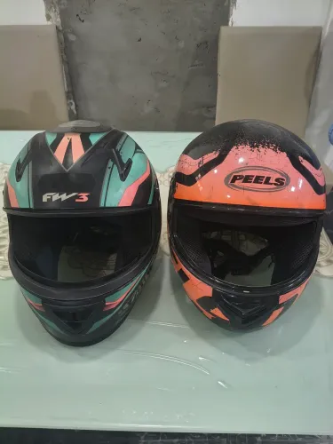 Capacete pra levar logo