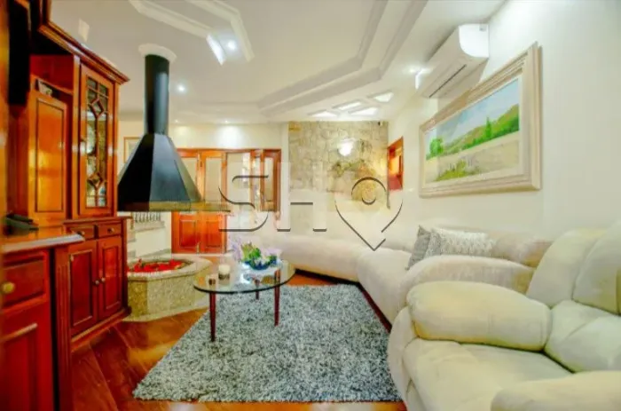 Casa em condomínio no City América, São Paulo.