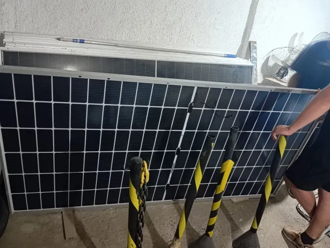 Placa Solar ? Honor Solar 5400 Pa<br>?Modelo: HY-M10/144H-570W