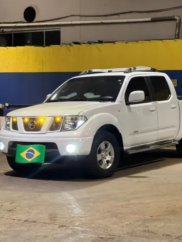 Nissan Frontier XE CD 4X4 2.5 TB Diesel 2013