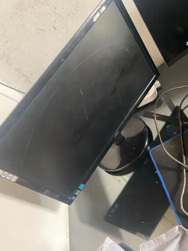 Monitor AOC