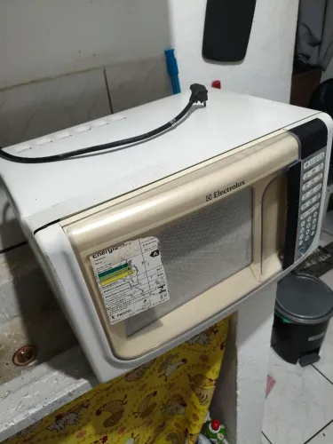 Microondas Danificado