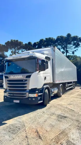 Scania R400 4x2 2018 + Baú Randon 2015 | 786 mil km | Conjunto Completo
