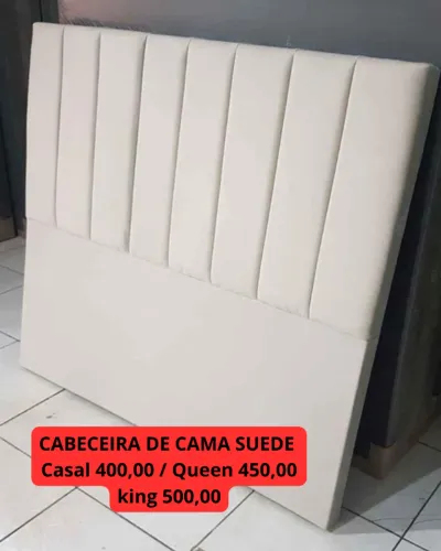 Cabeceira de Cama Estofada em Suede | Elegância e Conforto para o Seu Quarto