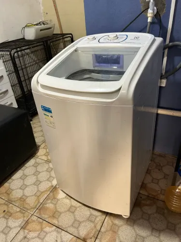 Vendo Máquina de Lavar Eletrolux