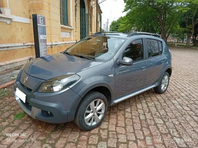 Renault Sandero Stepway Hi-flex 1.6 16V 5P Aut. 2014