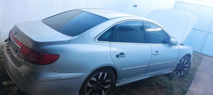 Hyundai Azera GLS 3.3 V6 24V 4P Aut. 2011
