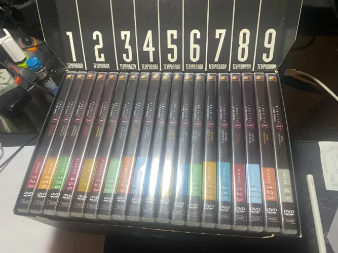 Box Arquivo X - 9 Temporadas Completas (53 DVDs) - De Colecionador