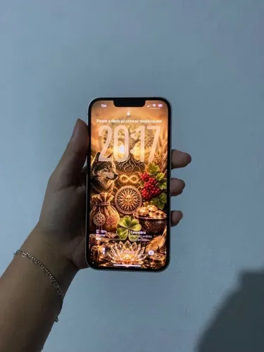? iPhone 14 Branco 128GB ? | Com Caixa + acessórios | R$ 2.300