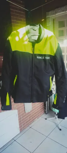 Jaqueta race tech fast winter tamanho G (L)