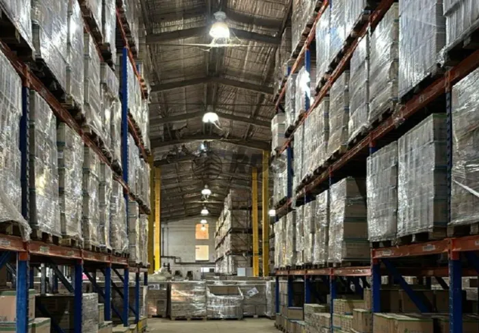 Galpão Comercial.
