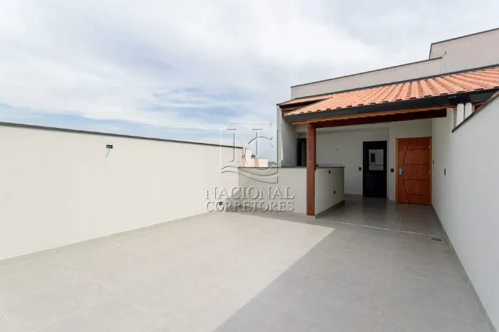 Cobertura Sem Condomínio | 2 Dormitórios com Suíte | Elevador | Jardim do Estádio - Santo
