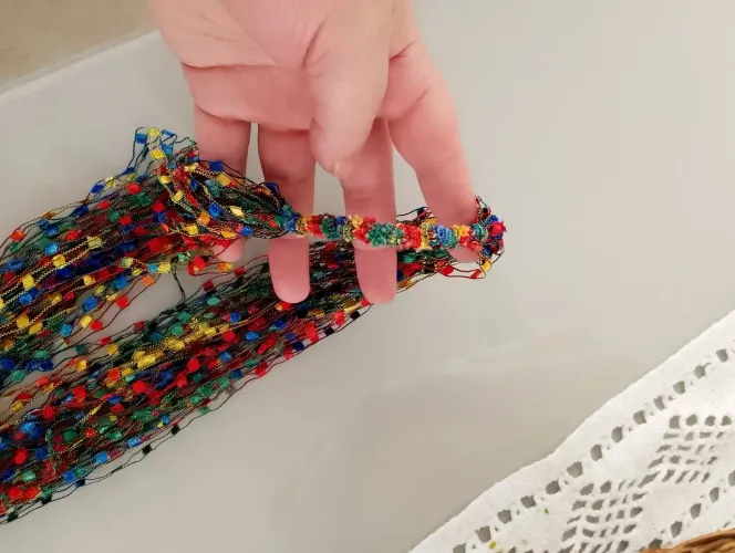  [EXCLUSIVO] Kit 2 Colares Artesanais em Fio Acetinado de Alto Brilho