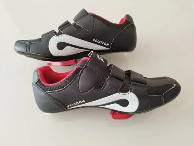 Sapatilha de Ciclismo PELOTON com Clip (Importada) - NR 38/39