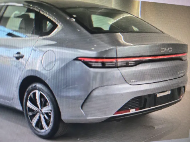 BYD King GS 1.5 16V Híbrido Aut. 2025