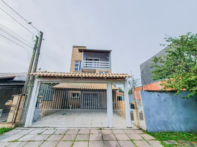 Casa com piscina para Venda - 189.91m², 3 dormitórios, sendo 1 suítes, 2 vagas -