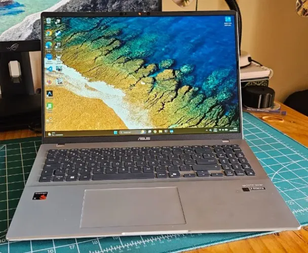 Notebook Asus Vivobook 16 Snapdragon X