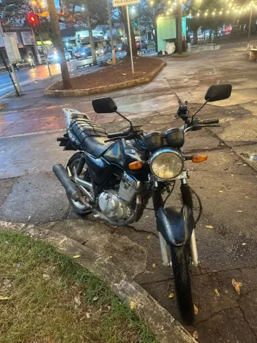 Moto Suzuki Gsr 150i