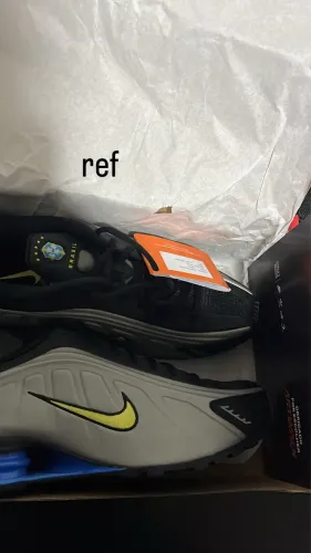 Nike SHOX R4 Edição Brasil REF Neymar