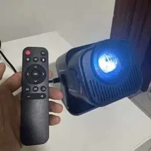 Projetor HY320 com sistema android e controle remoto
