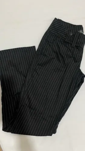 calça preta listrada belle marie
