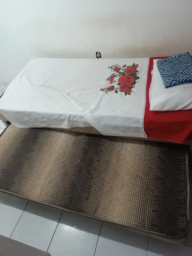 Bicama de solteiro com auxiliar