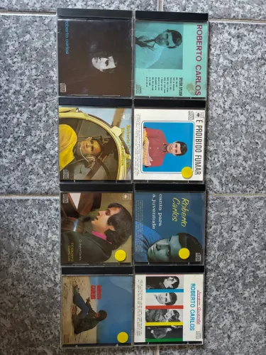 Coleção de CDs de Roberto Carlos CBS  de 1963 ha 1990 todos edição CBS