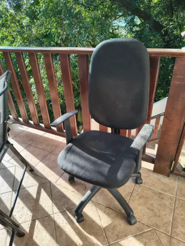 Cadeira Presidente Ultrabases Escritório Home Office Braço