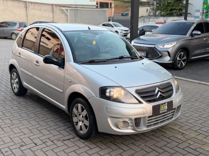 Citroen C3 Exclusive 1.4 Flex 8V 5P 2012