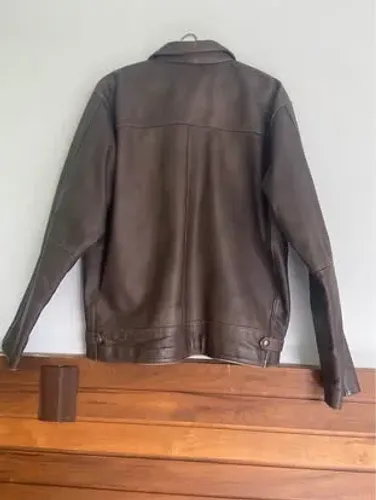 Jaqueta De Couro Marrom, Tamanho G (casaco, blusa, agasalho)?