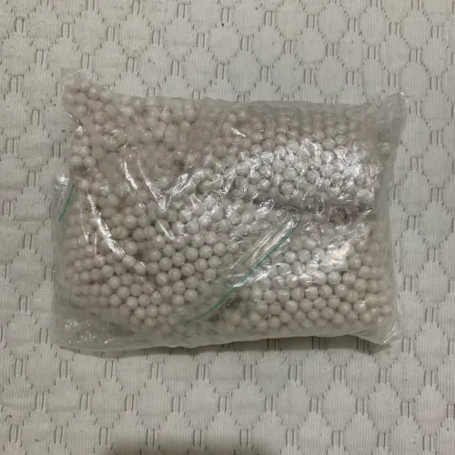 2.000 Bolinhas Plásticas Brancas