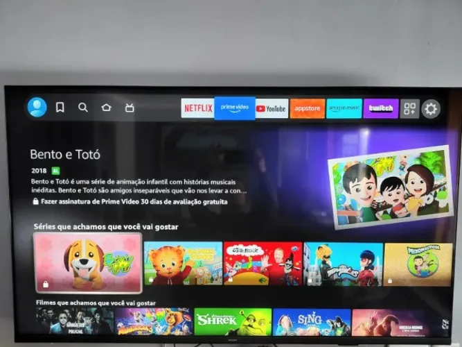 Amazon Fire TV Stick novo HD Original 8GB Wi-Fi 5 Alta Velocidade e Controle por Voz Alexa