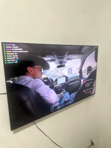 Smart TV 50" 4K UHD LED TCL 50P755 Wi-Fi Bluetooth 3 HDMI 1 USB