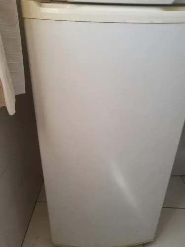 Geladeira LEIA O ANUNCIO