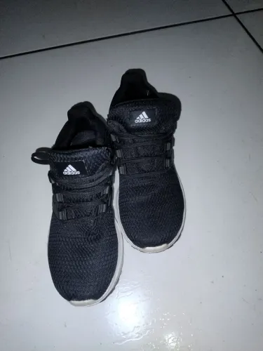 Tênis da Adidas 