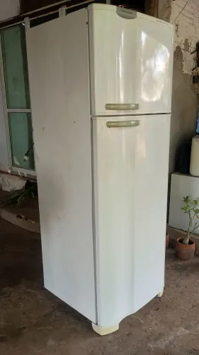 Geladeira Electroluxx 490 litros toda blz ZAP 86 9  *