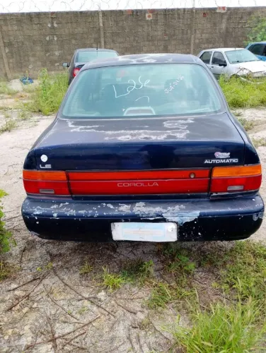 Toyota Corolla LE 1.8 1997