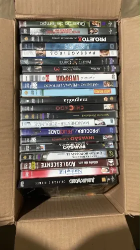 21 DVDs diversos 