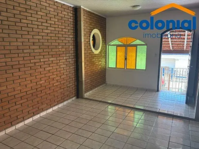 Casa para locação em Várzea Paulista-SP 2 quartos, 1 sala, 1 banheiro, 4 vagas de garagem