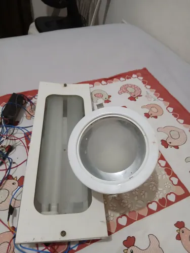 Estou vendendo luminária funcionando perfeitamente *