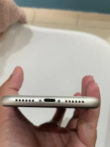 iPhone 11 SUPER CONSERVADO