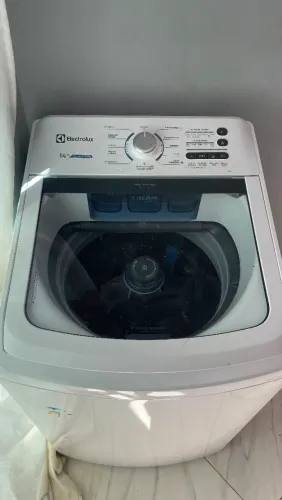 Lavadora Eletrolux semi nova 14 kg