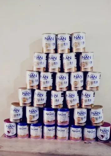 Latas vazias.