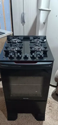 Vendo fogão mesa de vidro em ótimo estado buscar no Paranaguamirim Joinville .