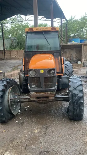 Trator