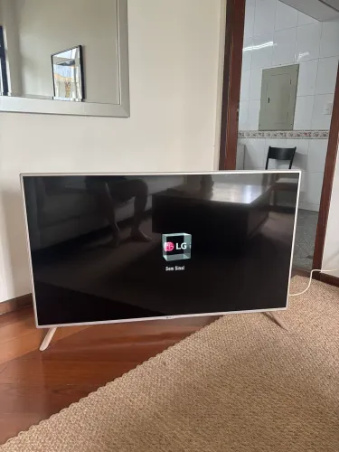 Televisor LG 55 polegadas - modelo 55LF5650