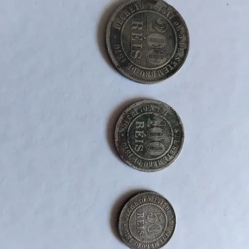 Moeda antiga histórica ano da abolição