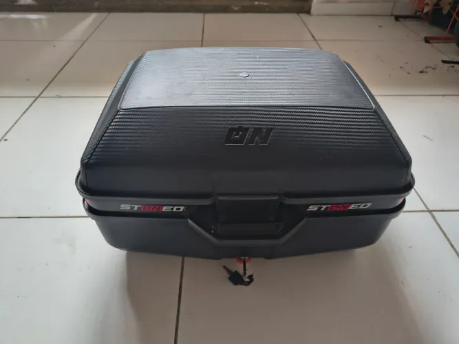 Bau de moto excelente estado usei poucas vezes
